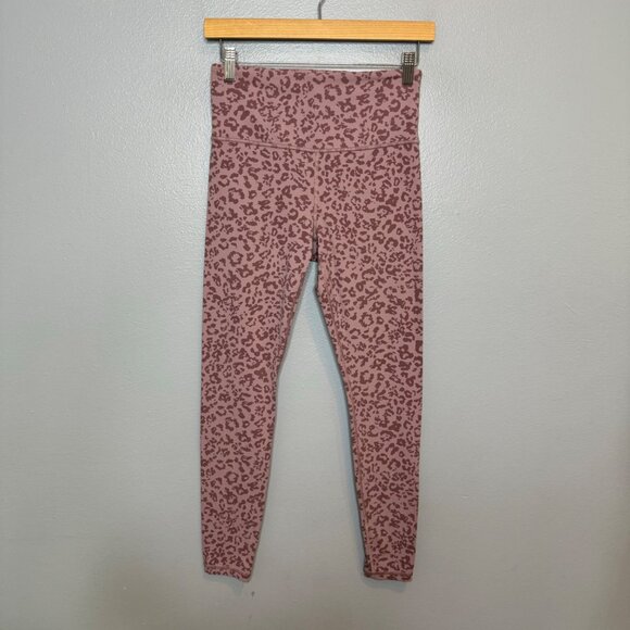 ATHLETA elation ultra high rise tight in mauve leopard size S - Picture 2 of 7